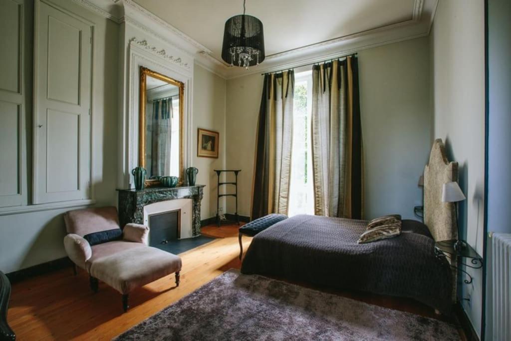 Chateau Couffins Asques Екстериор снимка