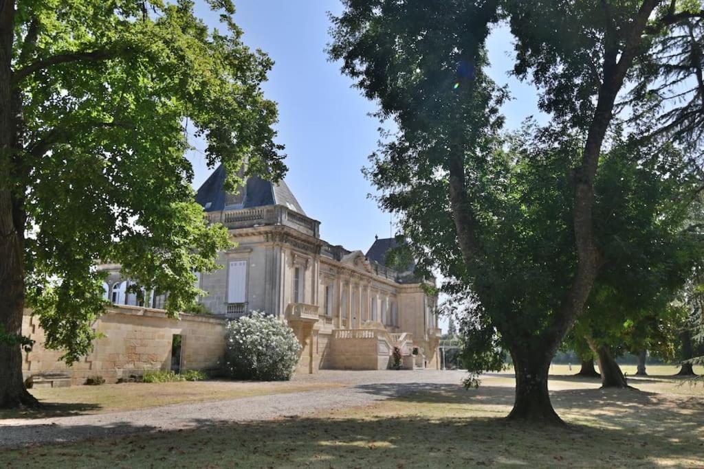 Chateau Couffins Asques Екстериор снимка